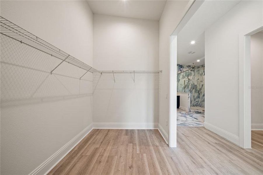 Spacious, unfurnished interior of a new home in , Tarpon Springs (Image 19). Spacious, unfurnished interior of a new home in , Tarpon Springs (Image 19).