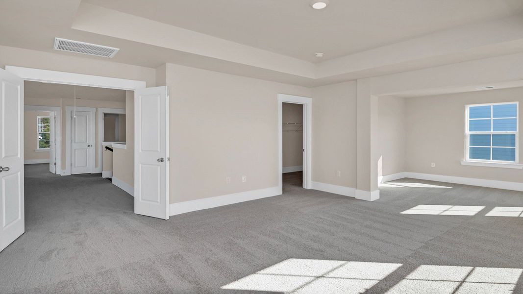 Spacious, unfurnished interior of a new home in Livingston Woods, Irmo (Image 45). Spacious, unfurnished interior of a new home in Livingston Woods, Irmo (Image 45).