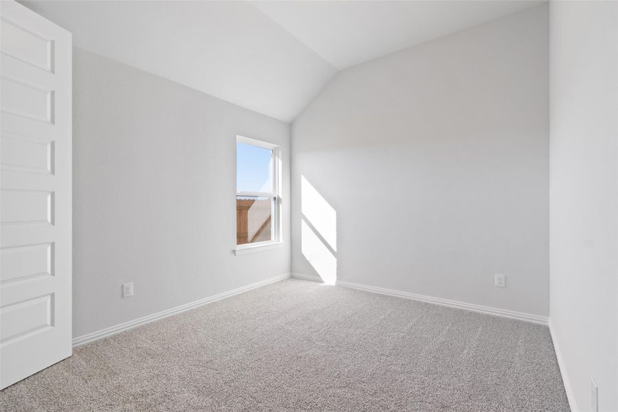 Spacious, unfurnished interior of a new home in Oakwood Estates, Waller (Image 23).