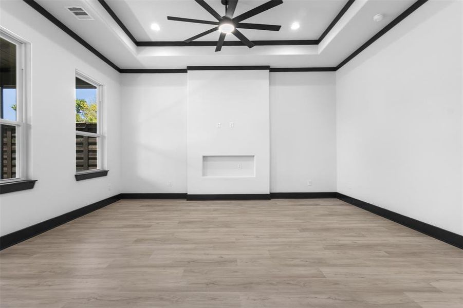 Spacious, unfurnished interior of a new home in , Dallas (Image 18).