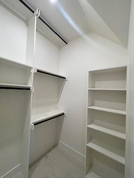 Image 23 of a home in .