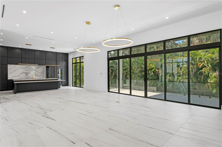 Furnished interior view inside a new home in Snell Isles, St. Petersburg (Image 49). Furnished interior view inside a new home in Snell Isles, St. Petersburg (Image 49).