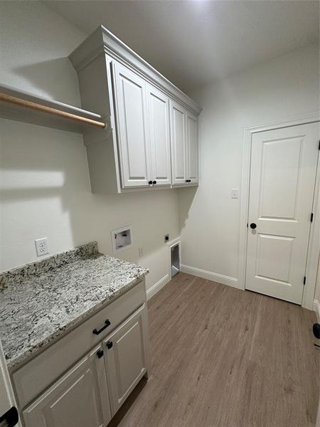 Furnished interior view inside a new home in , Abilene (Image 13).