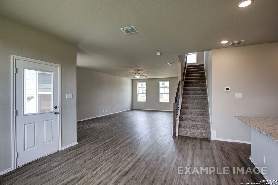 Spacious, unfurnished interior of a new home in Horizon Pointe, Seguin (Image 79).