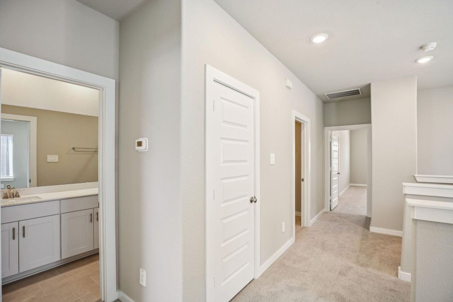 Spacious, unfurnished interior of a new home in Spring Brook Village - City Series, Houston (Image 16).