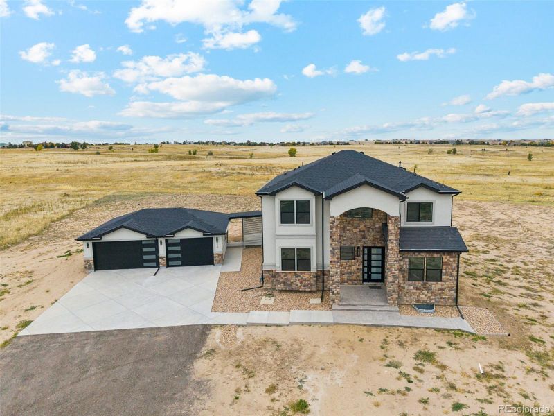 Image 39 of a home in .