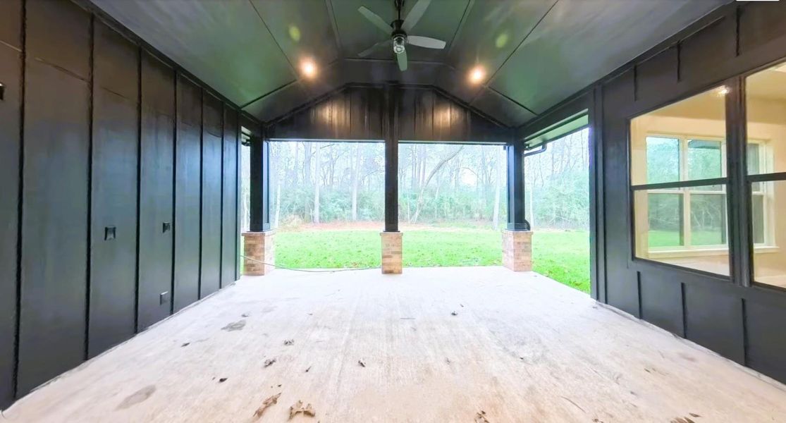 Exterior details and patio area of a home in , Conroe (Image 26).
