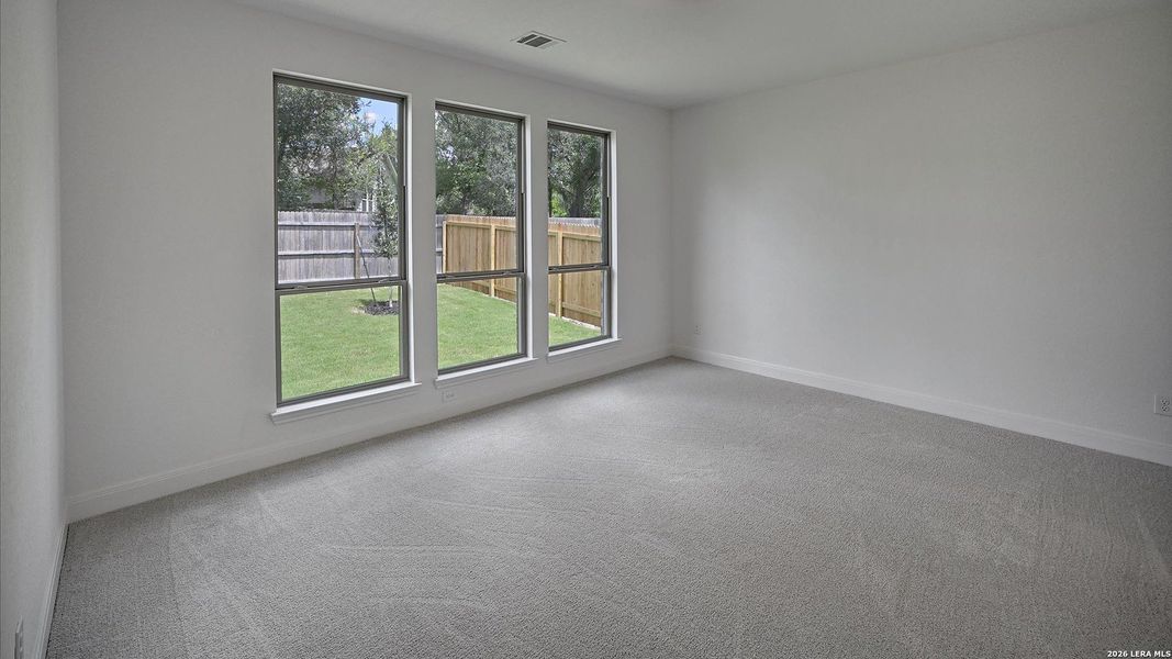 Spacious, unfurnished interior of a new home in Kallison Ranch, San Antonio (Image 20).