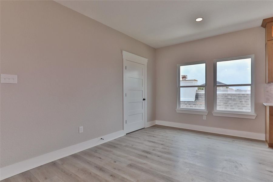 Spacious, unfurnished interior of a new home in , Freeport (Image 28). Spacious, unfurnished interior of a new home in , Freeport (Image 28).