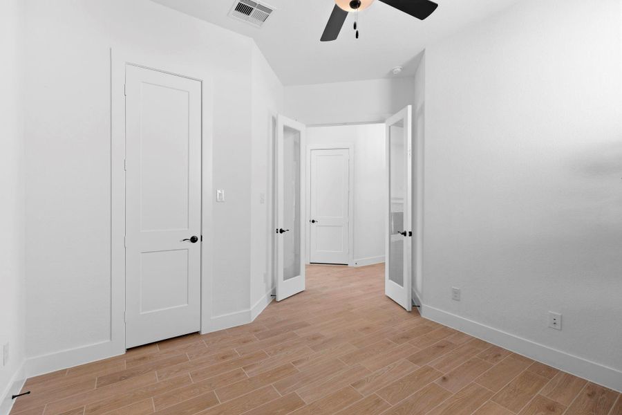 Spacious, unfurnished interior of a new home in Jubilee, Hockley (Image 25).