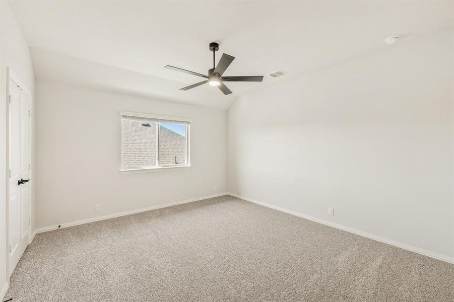 Spacious, unfurnished interior of a new home in Silo Mills, Joshua (Image 32).