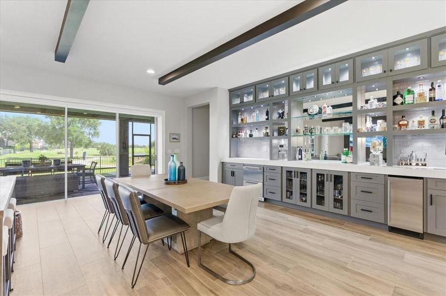 Furnished interior view inside a new home in , Orlando (Image 10).