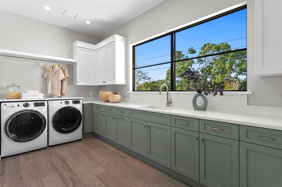 Furnished interior view inside a new home in , St. Petersburg (Image 36).