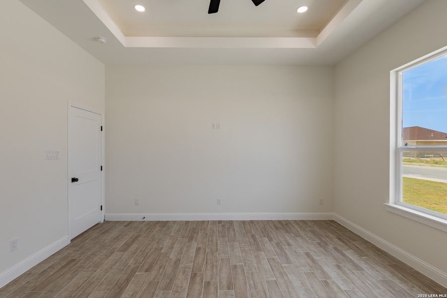 Spacious, unfurnished interior of a new home in , Eagle Pass (Image 25). Spacious, unfurnished interior of a new home in , Eagle Pass (Image 25).