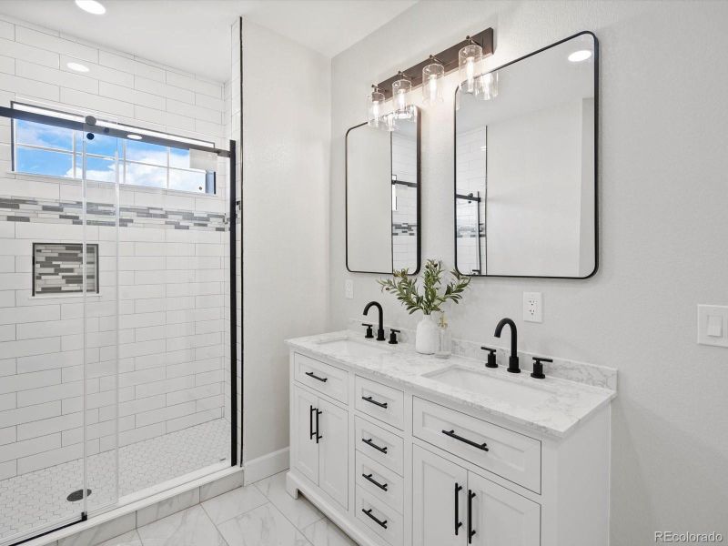 Furnished interior view inside a new home in , Strasburg (Image 15).