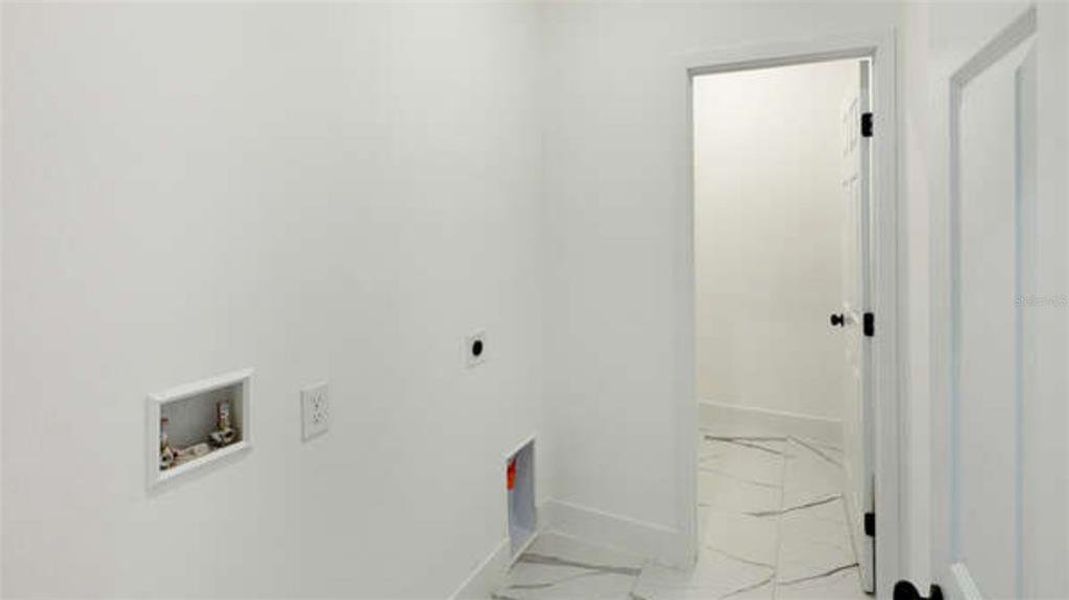 Spacious, unfurnished interior of a new home in , Apopka (Image 25). Spacious, unfurnished interior of a new home in , Apopka (Image 25).