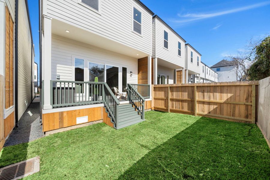 Photos show similar floor plan & alternative finishes from the previous development. Selections may vary.