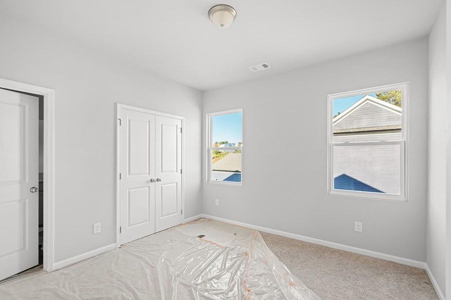 Image 14 of a home in Harmony.