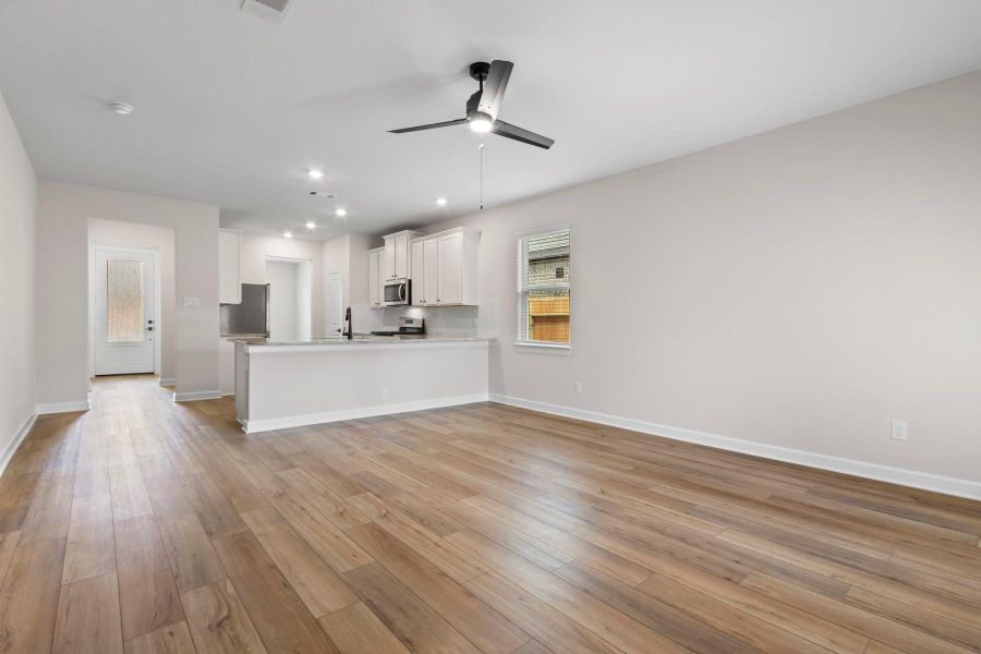Spacious, unfurnished interior of a new home in Emberly, Beasley (Image 14).