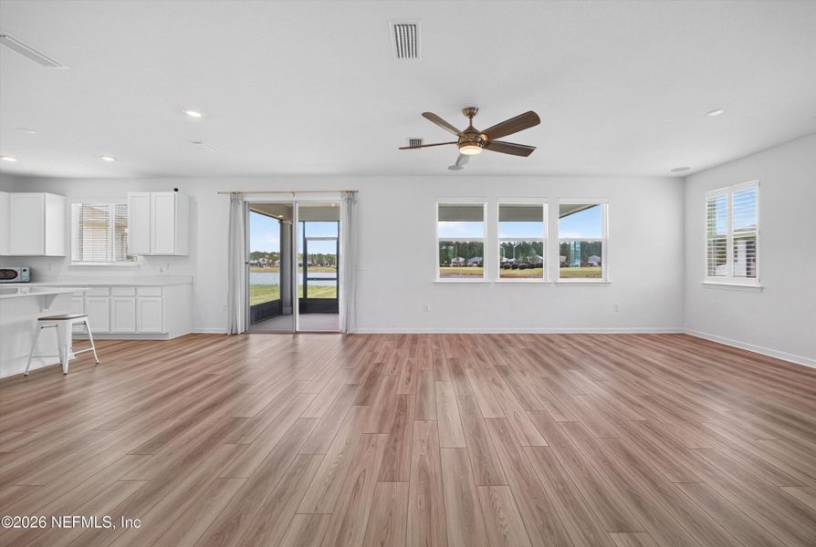 Spacious, unfurnished interior of a new home in Copper Ridge, Jacksonville (Image 19). Spacious, unfurnished interior of a new home in Copper Ridge, Jacksonville (Image 19).