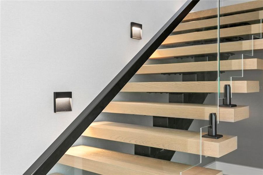 Furnished interior view inside a new home in Snell Isles, St. Petersburg (Image 35). Furnished interior view inside a new home in Snell Isles, St. Petersburg (Image 35).