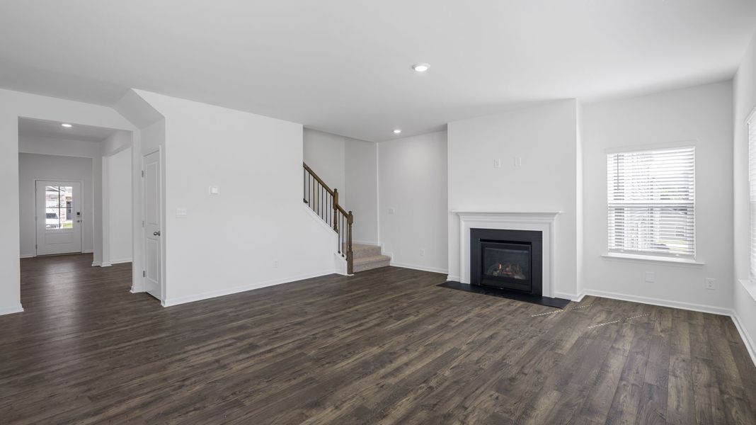 Spacious, unfurnished interior of a new home in Catlett Cove, Knoxville (Image 20).
