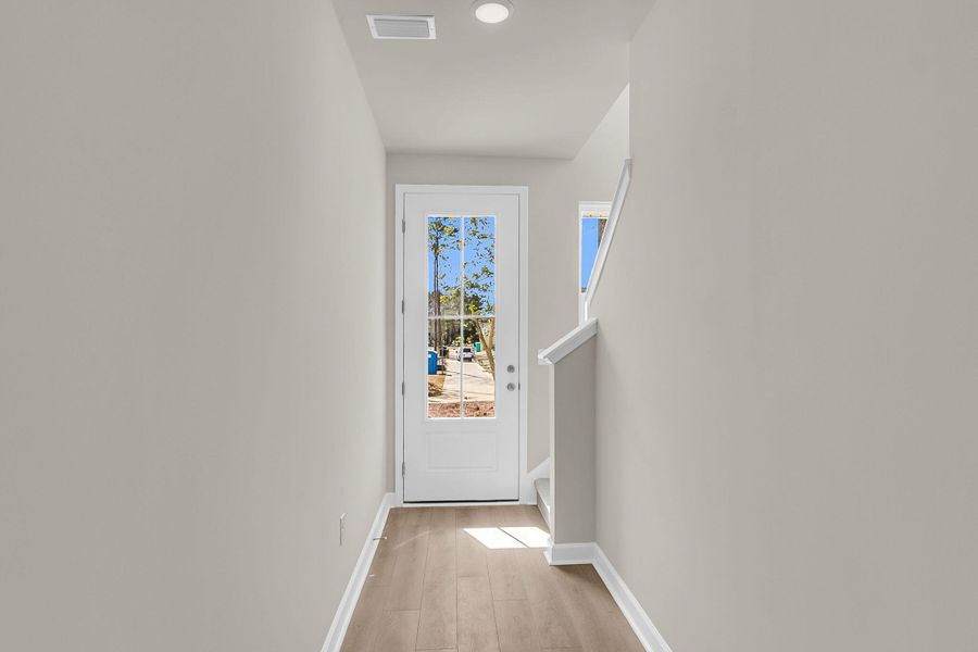 Spacious, unfurnished interior of a new home in , Summerville (Image 15).