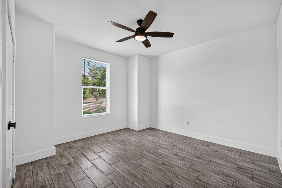 Spacious, unfurnished interior of a new home in , Crosby (Image 19).