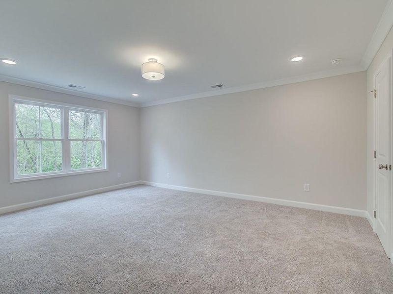 Spacious, unfurnished interior of a new home in River Walk Place, Lawrenceville (Image 23).