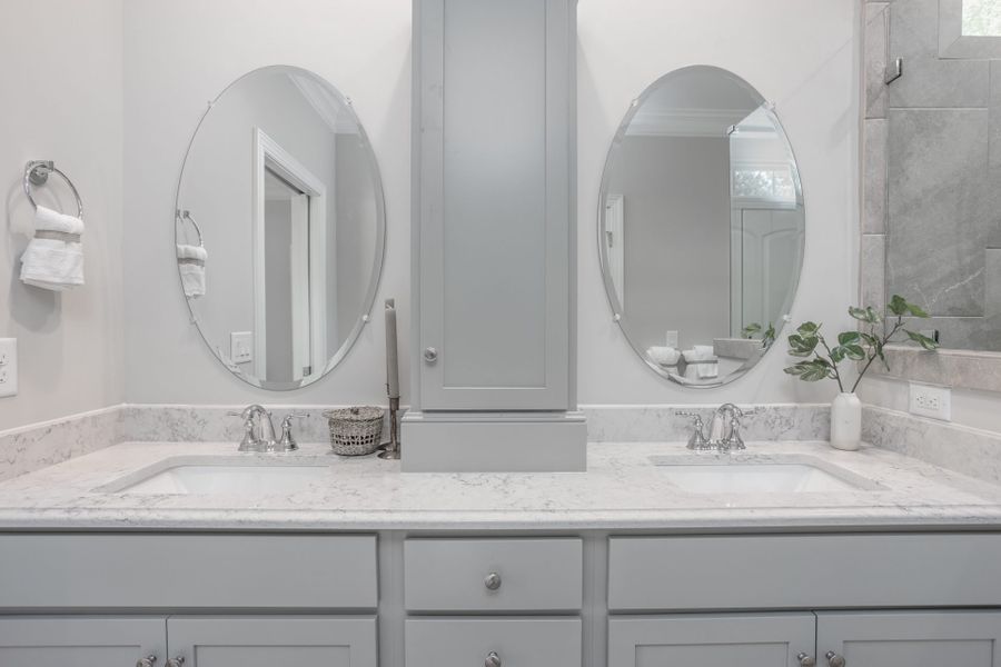 Representative furnished interior of a home built from the Manhattan by Keystone Homes NC in Weybridge, Burlington (Image 7).
