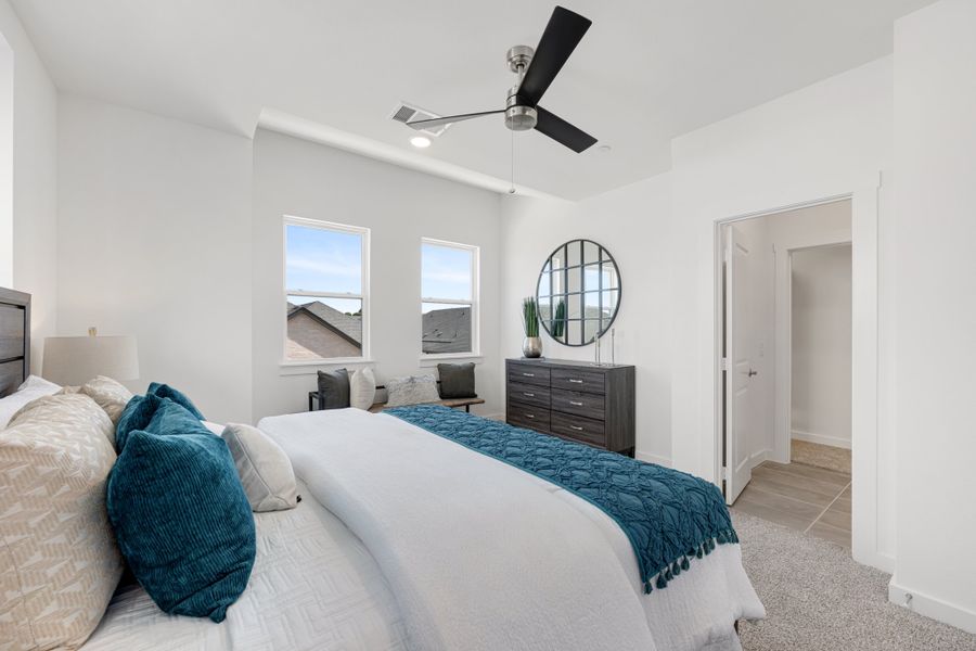 Furnished interior view inside a new home in Willow Grove Townhomes, Melissa (Image 30).