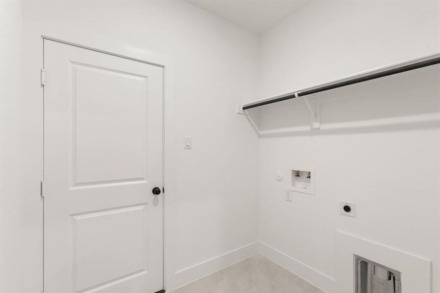 520 Elias-Utility-1