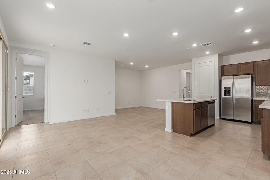 08 - Huntington 08 - Huntington