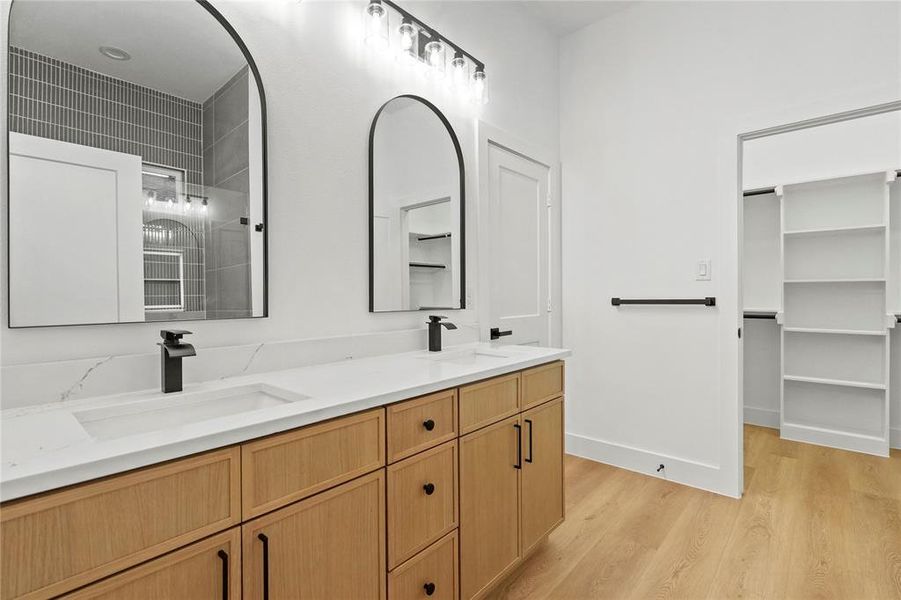 Furnished interior view inside a new home in , Dallas (Image 9).