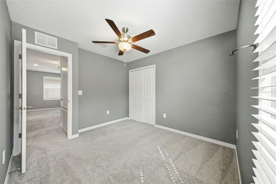 Spacious, unfurnished interior of a new home in , Plant City (Image 39).