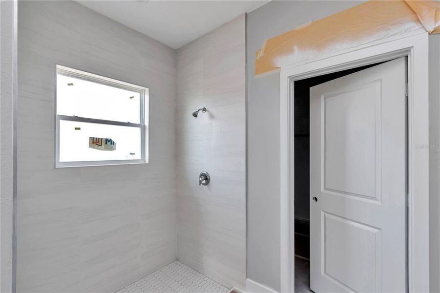 Image 33 of a home in .