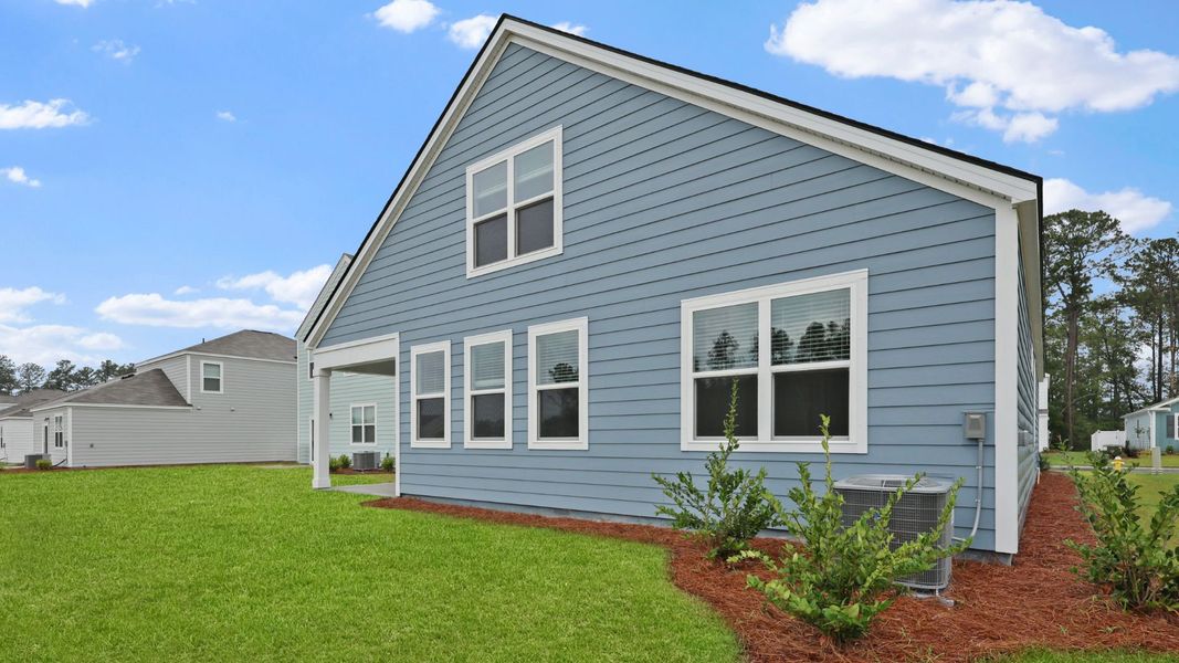Representative exterior details of a home built from the ARCHER-EXP by D.R. Horton in Hillcrest, Ravenel (Image 3).