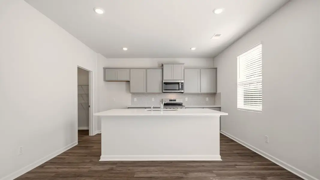 Furnished interior view inside a new home in Poplar Preserve, Newnan (Image 4).