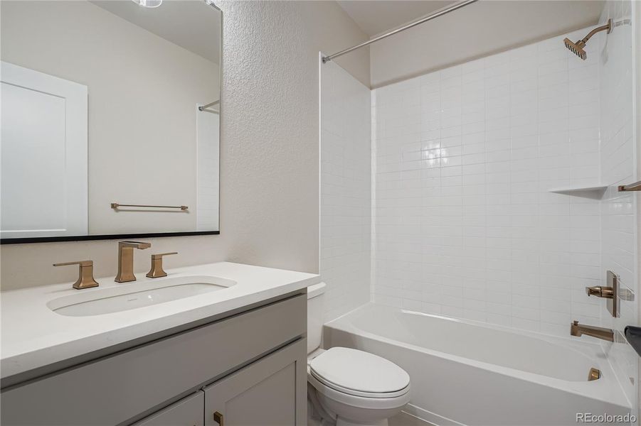 Secondary bathroom