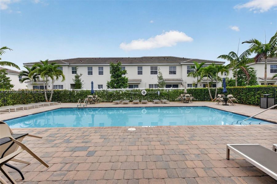 Community amenities in , Pembroke Pines (Image 38).