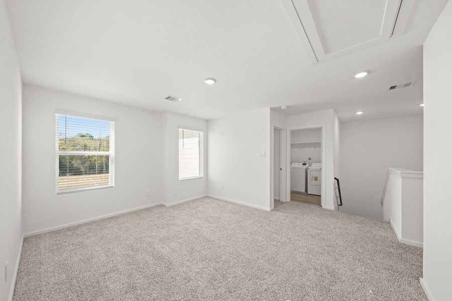 Spacious, unfurnished interior of a new home in Sunterra, Katy (Image 13). Spacious, unfurnished interior of a new home in Sunterra, Katy (Image 13).