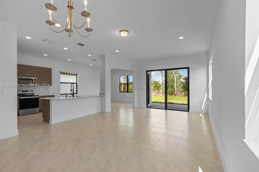Spacious, unfurnished interior of a new home in , Immokalee (Image 36).