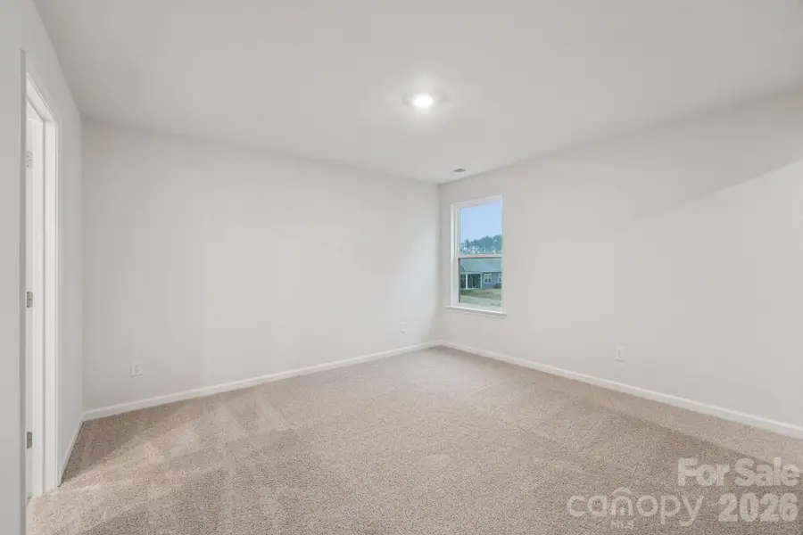 Spacious, unfurnished interior of a new home in Laurelbrook, Sherrills Ford (Image 23).