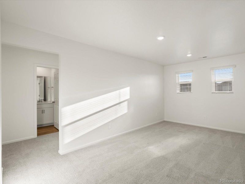 Spacious, unfurnished interior of a new home in Westgate, Greeley (Image 17).