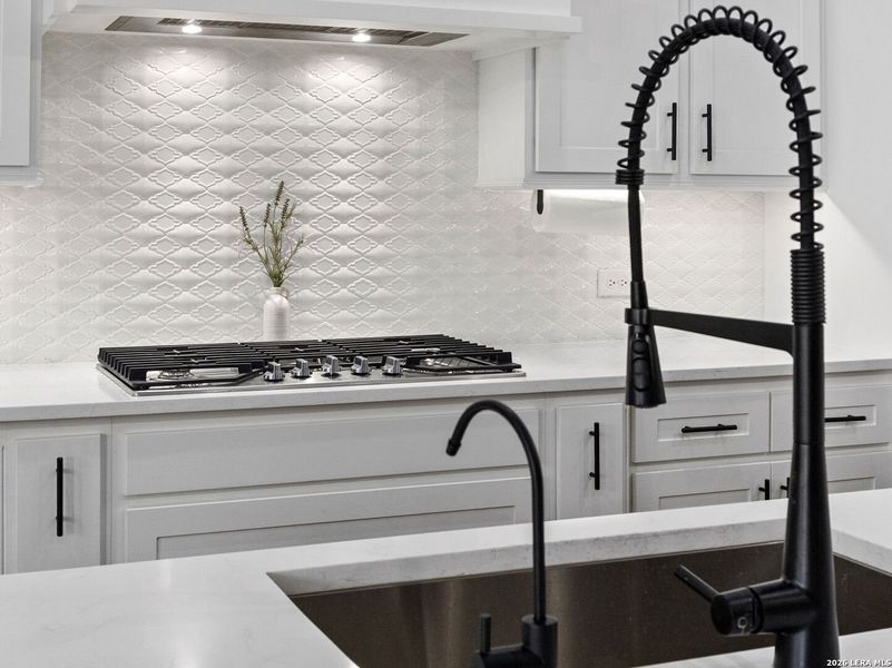 Close-up of interior finishes inside a home in Potranco Acres, Castroville (Image 20).