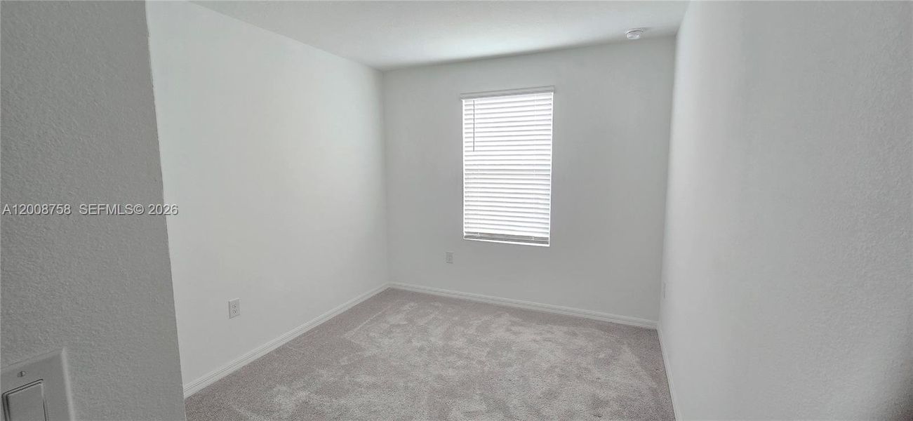 Spacious, unfurnished interior of a new home in , Davenport (Image 22).