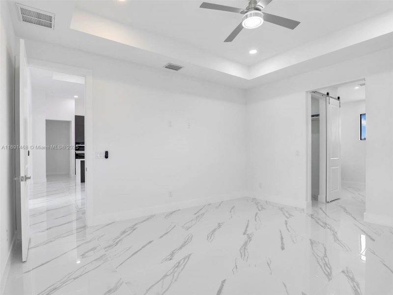 Image 34 of a home in .