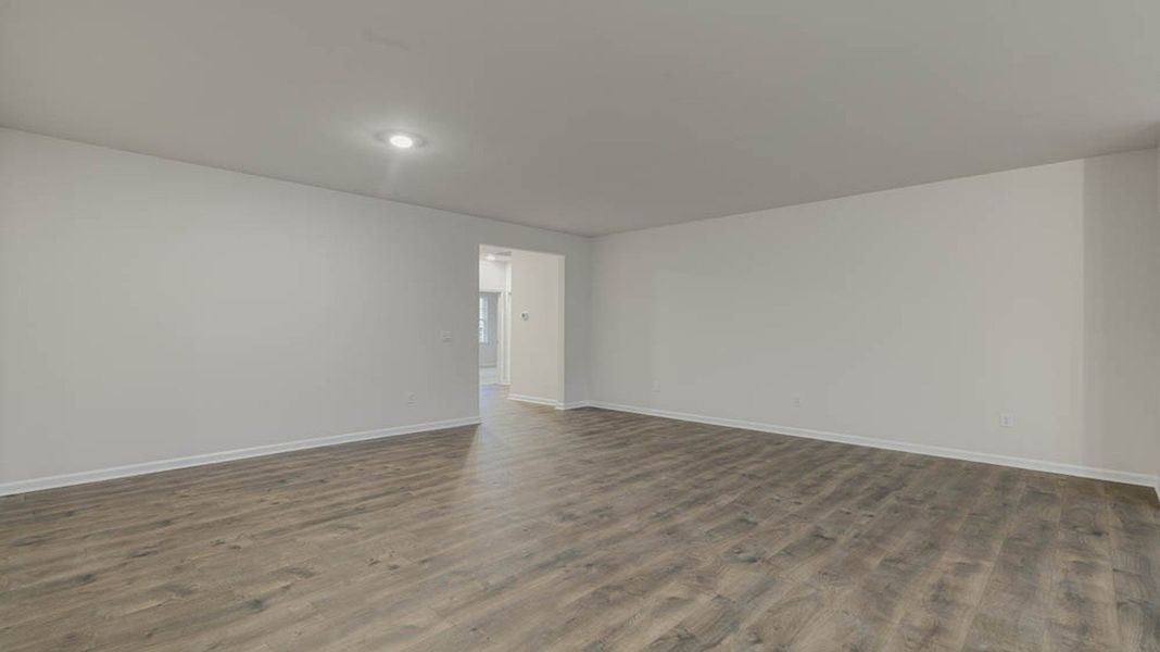 Spacious, unfurnished interior of a new home in Cambridge Park, Mebane (Image 11).