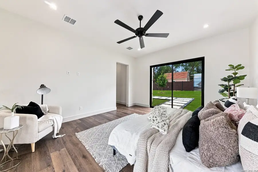 Furnished interior view inside a new home in , New Braunfels (Image 39).