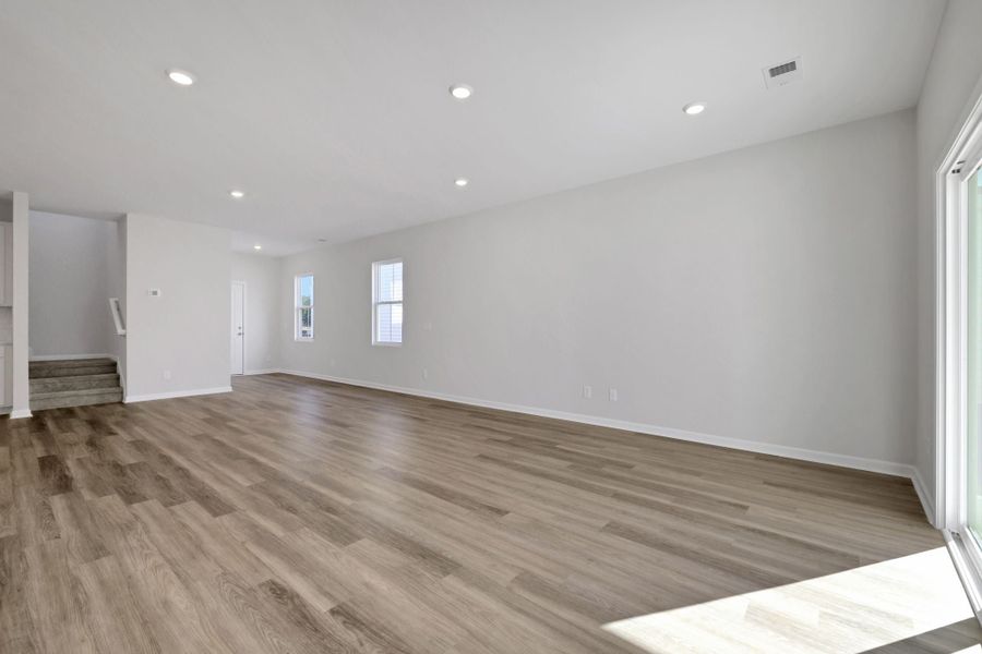 4br New Home in Hardeeville, SC.  - Slide 23